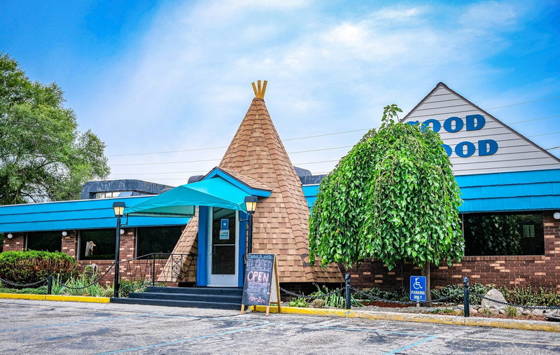Cherokee Restaurant - Photo (newer photo)